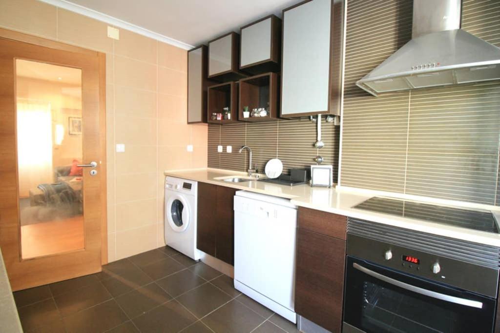 D. Joao I Apartment Almada Bagian luar foto